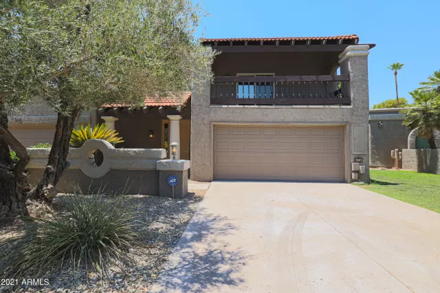 MLS: 6231926 Condo For Sale