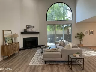 Photo #2: 6231926 Listing 