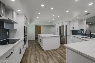 Photo #5: 6231926 Listing 