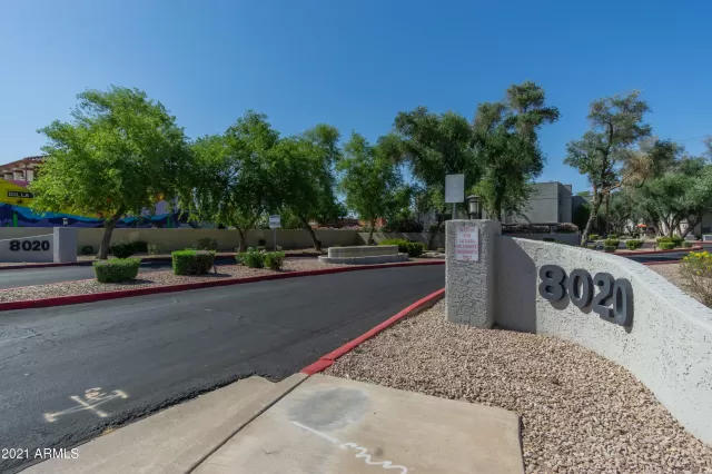 MLS: 6231937 Condo For Sale