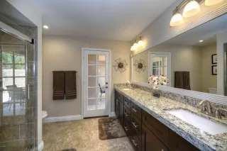 Photo #6: 6232008 Listing 