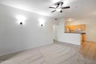 Photo #4: 6232037 Listing