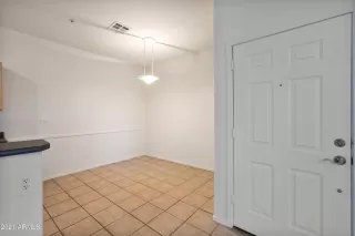 Photo #5: 6232037 Listing