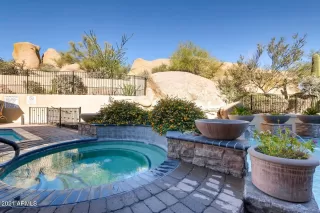 Photo #5: 6232065 Listing