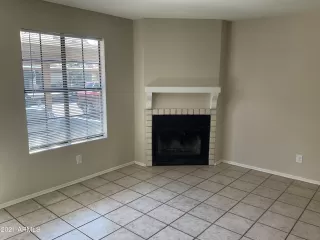 Photo #5: 6232242 Listing