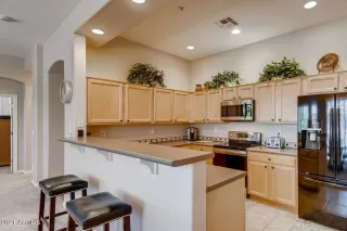 Photo #2: 6232312 Listing