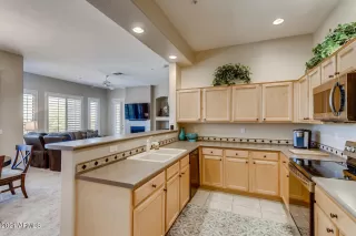 Photo #3: 6232312 Listing