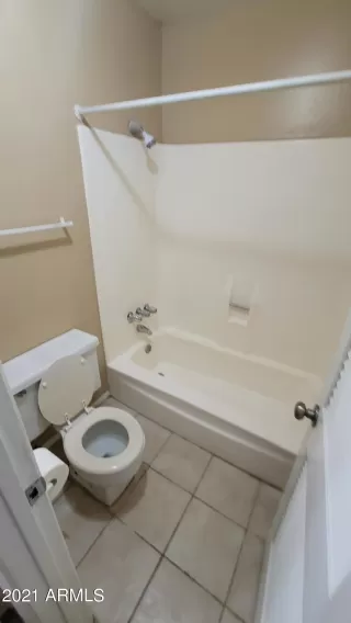 Photo #2: 6232402 Listing