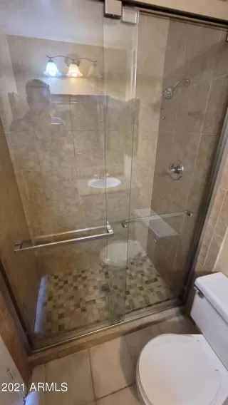 Photo #6: 6232402 Listing