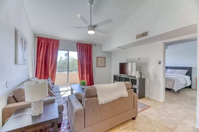 MLS: 6232405 Condo For Sale