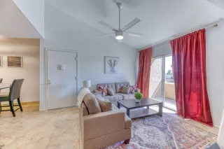 Photo #2: 6232405 Listing