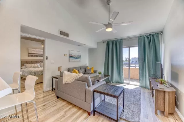 MLS: 6232472 Condo For Sale