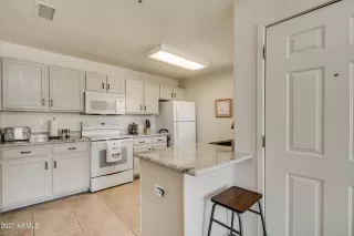 Photo #6: 6232526 Listing 