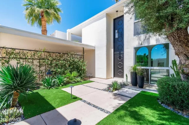 MLS: 6232678 Condo For Sale