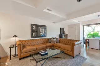 Photo #2: 6232878 Listing 