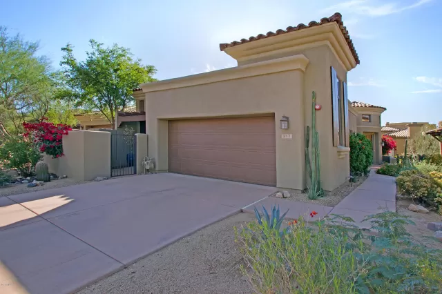 MLS: 6233161 Condo For Sale