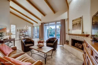 Photo #3: 6233314 Listing