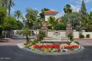 Photo #2: 6233396 Listing
