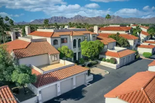 Photo #4: 6233396 Listing