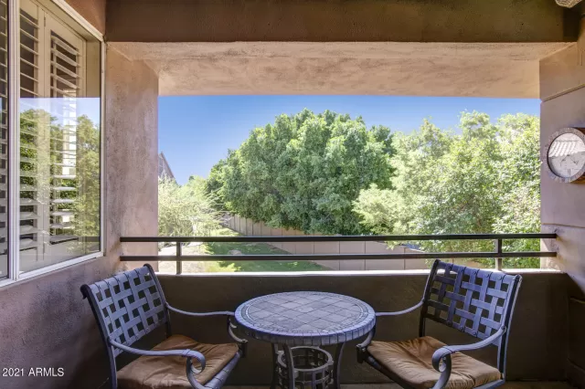 MLS: 6233503 Condo For Sale