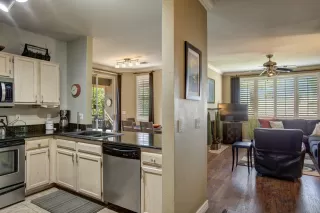 Photo #5: 6233503 Listing