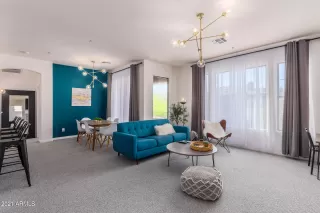 Photo #4: 6233528 Listing