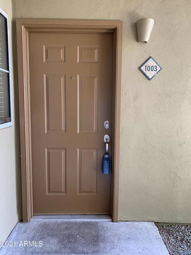 MLS: 6233844 Condo For Sale