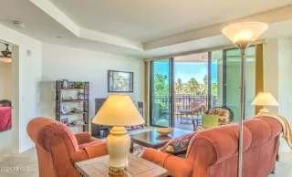 Photo #4: 6234002 Listing