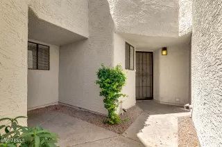 Photo #3: 6234129 Listing