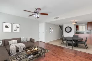 Photo #5: 6234129 Listing