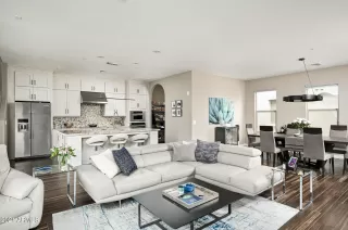 Photo #4: 6234194 Listing