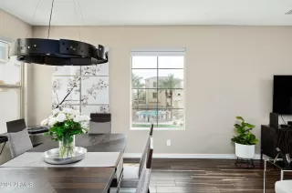 Photo #6: 6234194 Listing