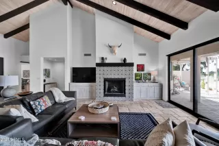 Photo #3: 6234273 Listing