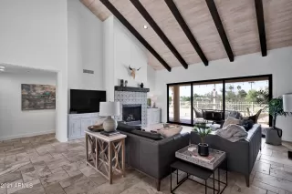 Photo #4: 6234273 Listing