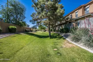 Photo #5: 6234342 Listing