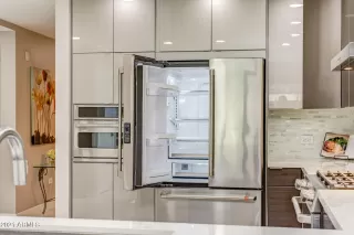 Photo #3: 6234365 Listing