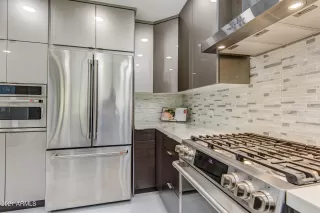 Photo #4: 6234365 Listing