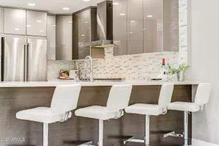 Photo #6: 6234365 Listing