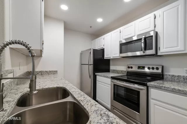 MLS: 6234405 Condo For Sale