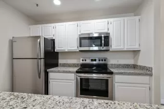 Photo #6: 6234405 Listing