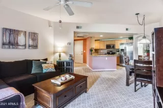 Photo #4: 6234437 Listing
