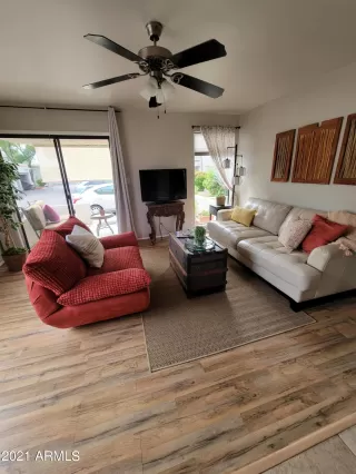 Photo #6: 6234451 Listing