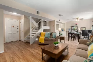 Photo #3: 6234611 Listing 