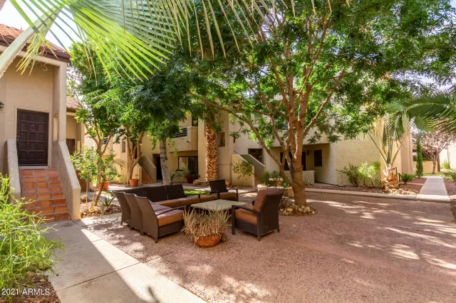 MLS: 6234731 Condo For Sale