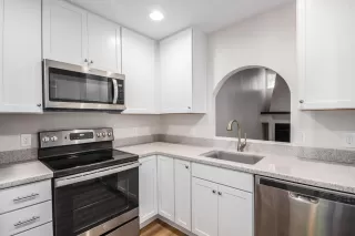 Photo #2: 6234973 Listing