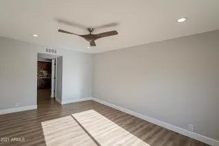 Photo #5: 6235004 Listing