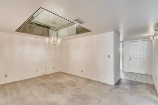 Photo #2: 6235069 Listing