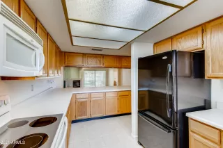 Photo #5: 6235069 Listing