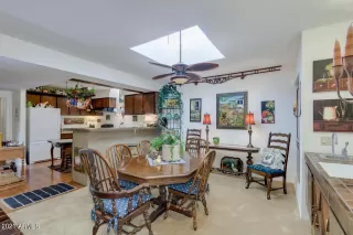 Photo #6: 6235182 Listing
