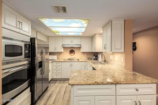 MLS: 6235209 Condo For Sale